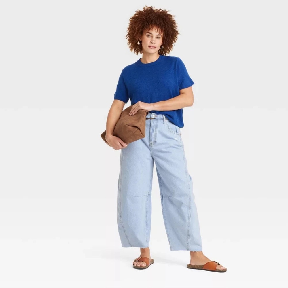 Women's High-Rise Curved Leg Ankle Jeans - Universal Thread Light Blue 12